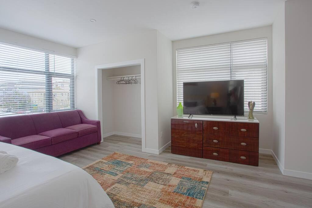 Comfy Studio With Cali King Size Mattress San Diego Ngoại thất bức ảnh