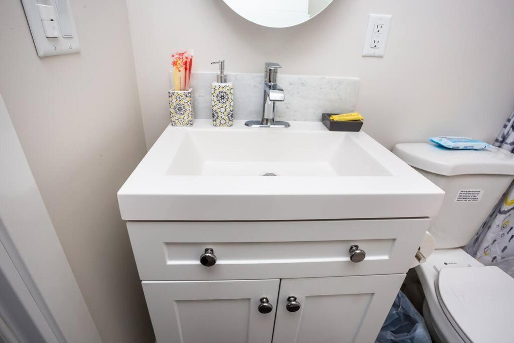 Comfy Studio With Cali King Size Mattress San Diego Ngoại thất bức ảnh