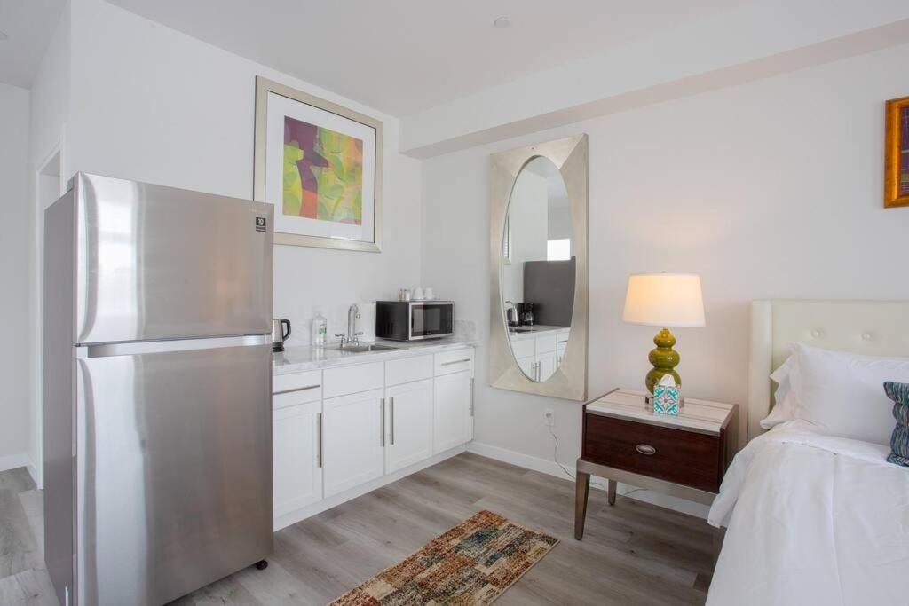 Comfy Studio With Cali King Size Mattress San Diego Ngoại thất bức ảnh